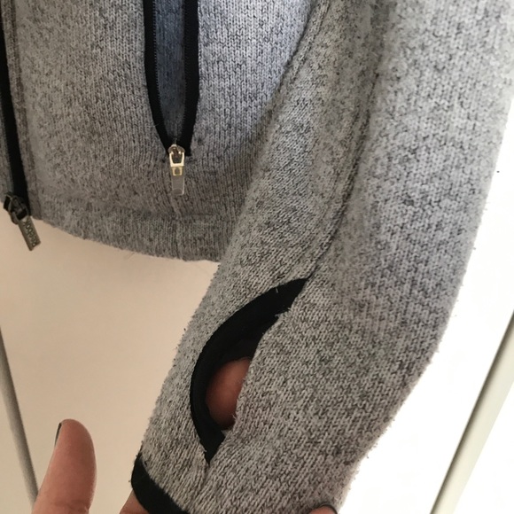 Fleece Reebok jacket - Picture 2 of 3